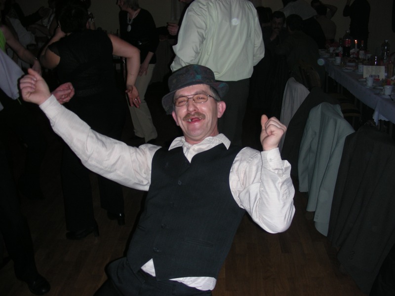 Kupie se kapelus,  bede dyrechtorem